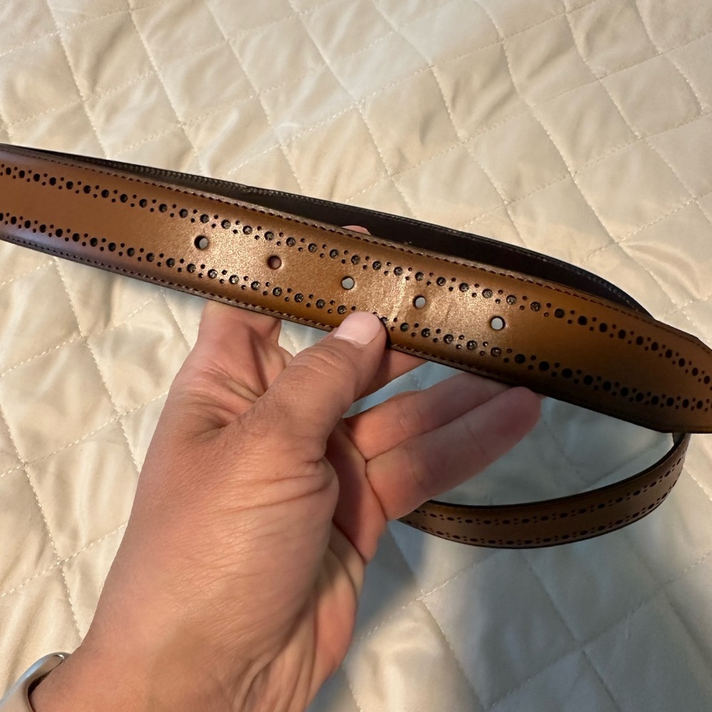 Allen Edmonds Manistee Dress Belt - Walnut (74090) - Picture 3 of 5